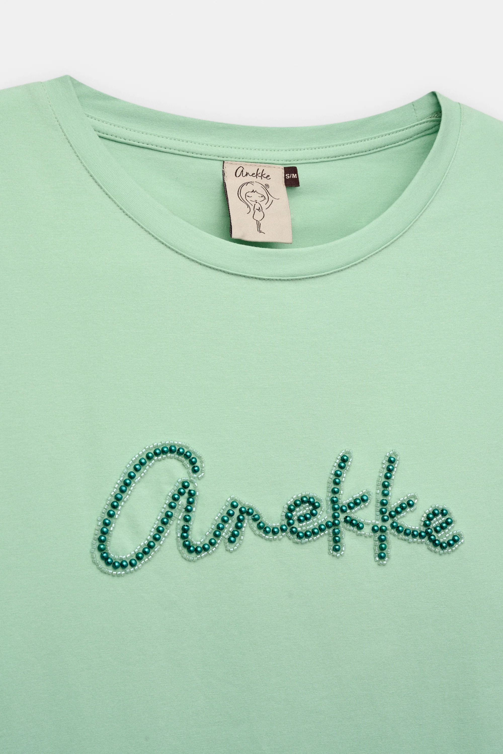 Camiseta con logo - Image 3