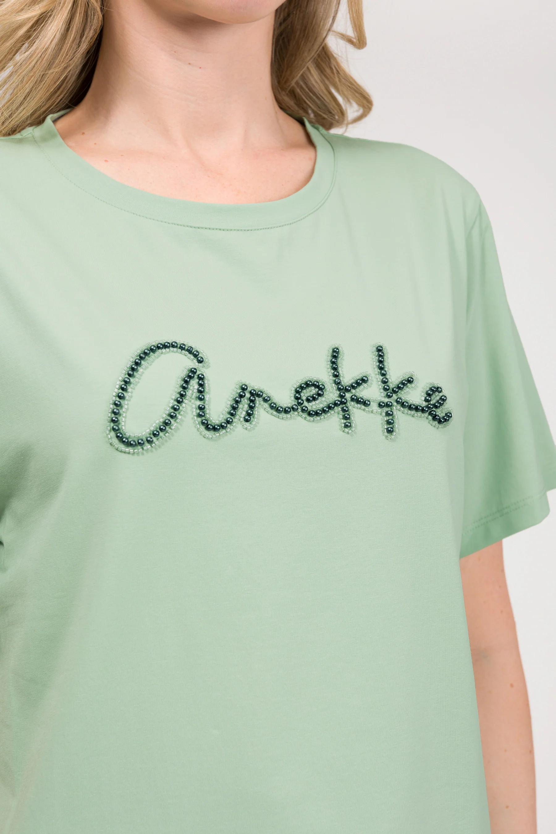 Camiseta con logo - Image 5