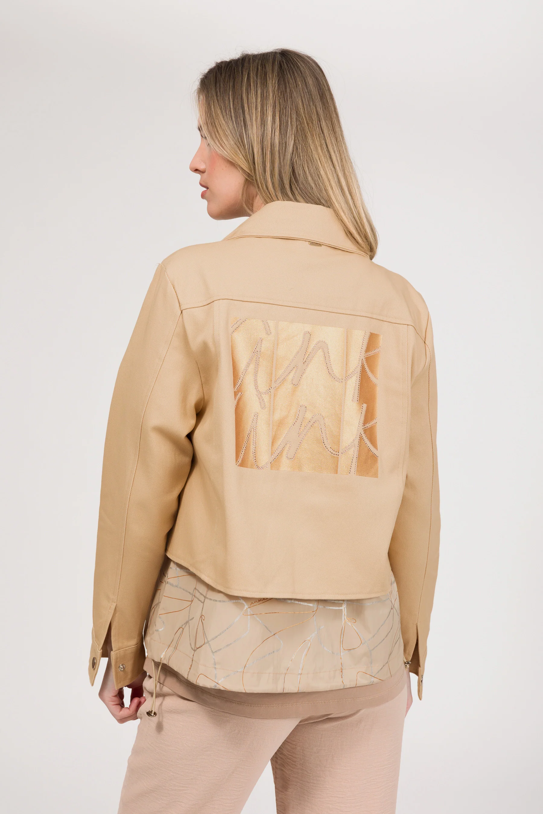 Chaqueta beige - Image 4