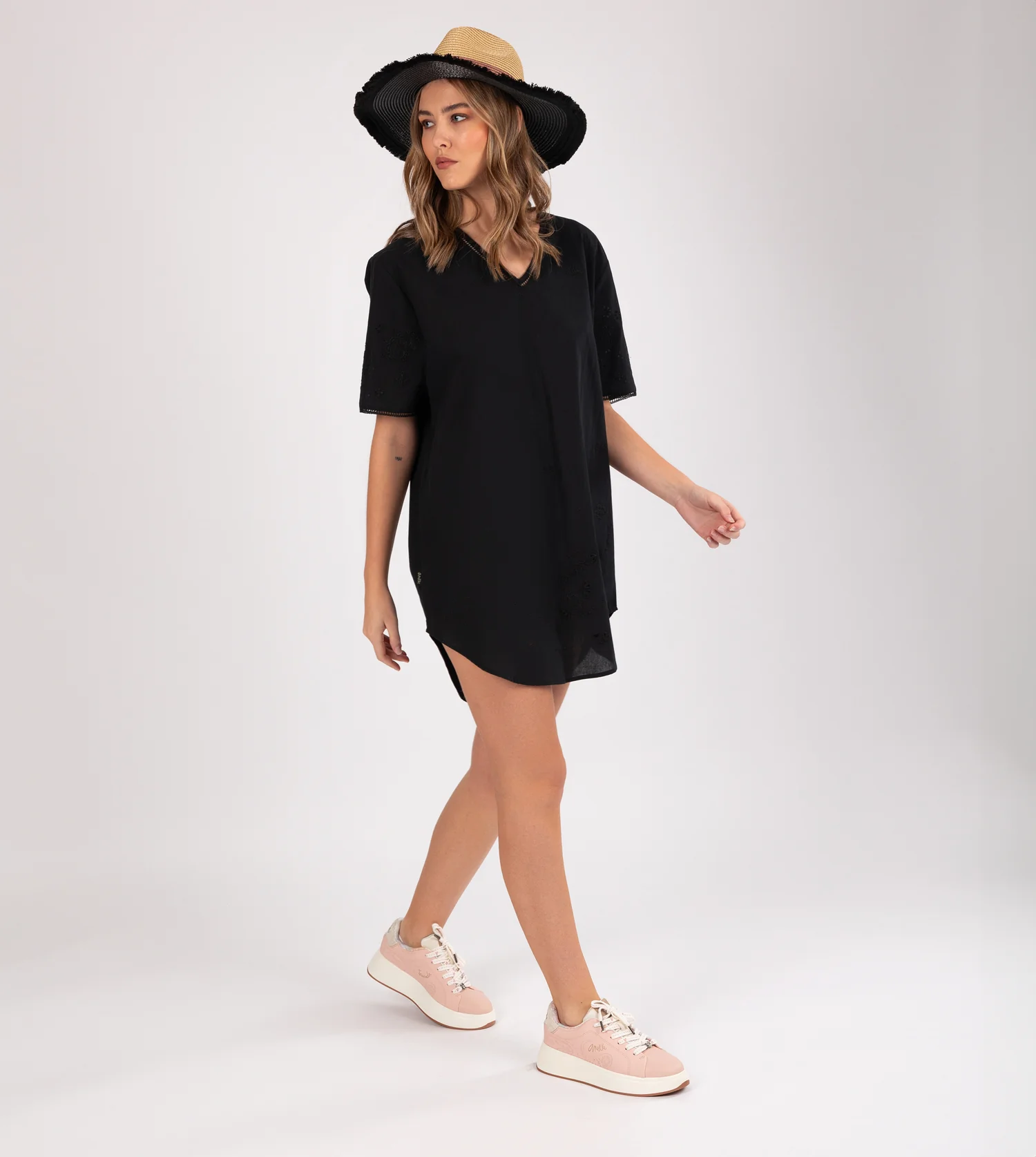 Vestido corto negro - Image 4