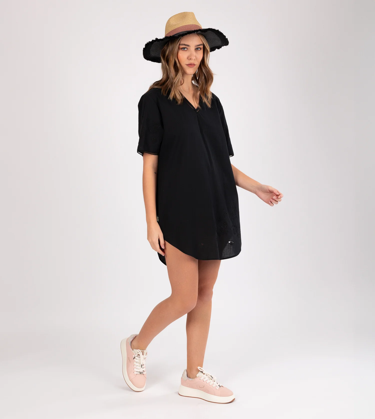 Vestido corto negro - Image 6